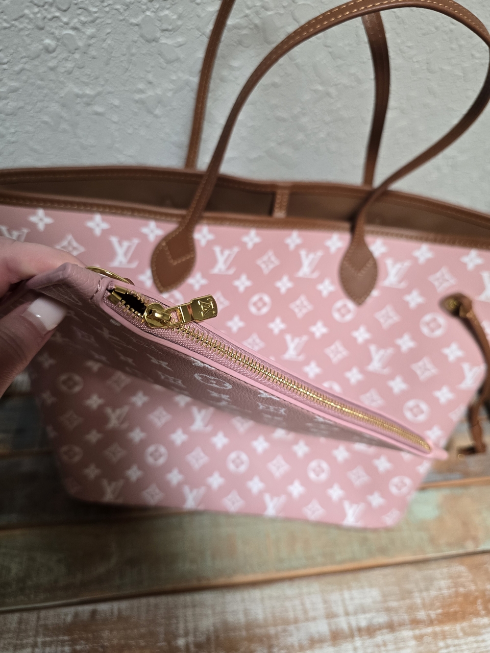Mirror Quality Louis Vuitton Neverfull - Picture 4 of 9